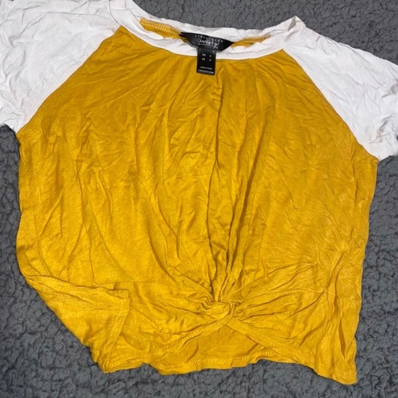 Cropped T-shirt - Picture 1 of 1